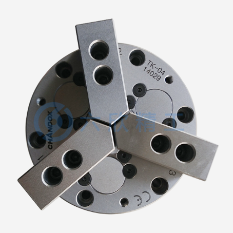 千島超精密三爪氣動卡盤