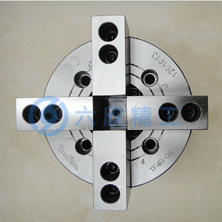 通福四爪中空液壓卡盤